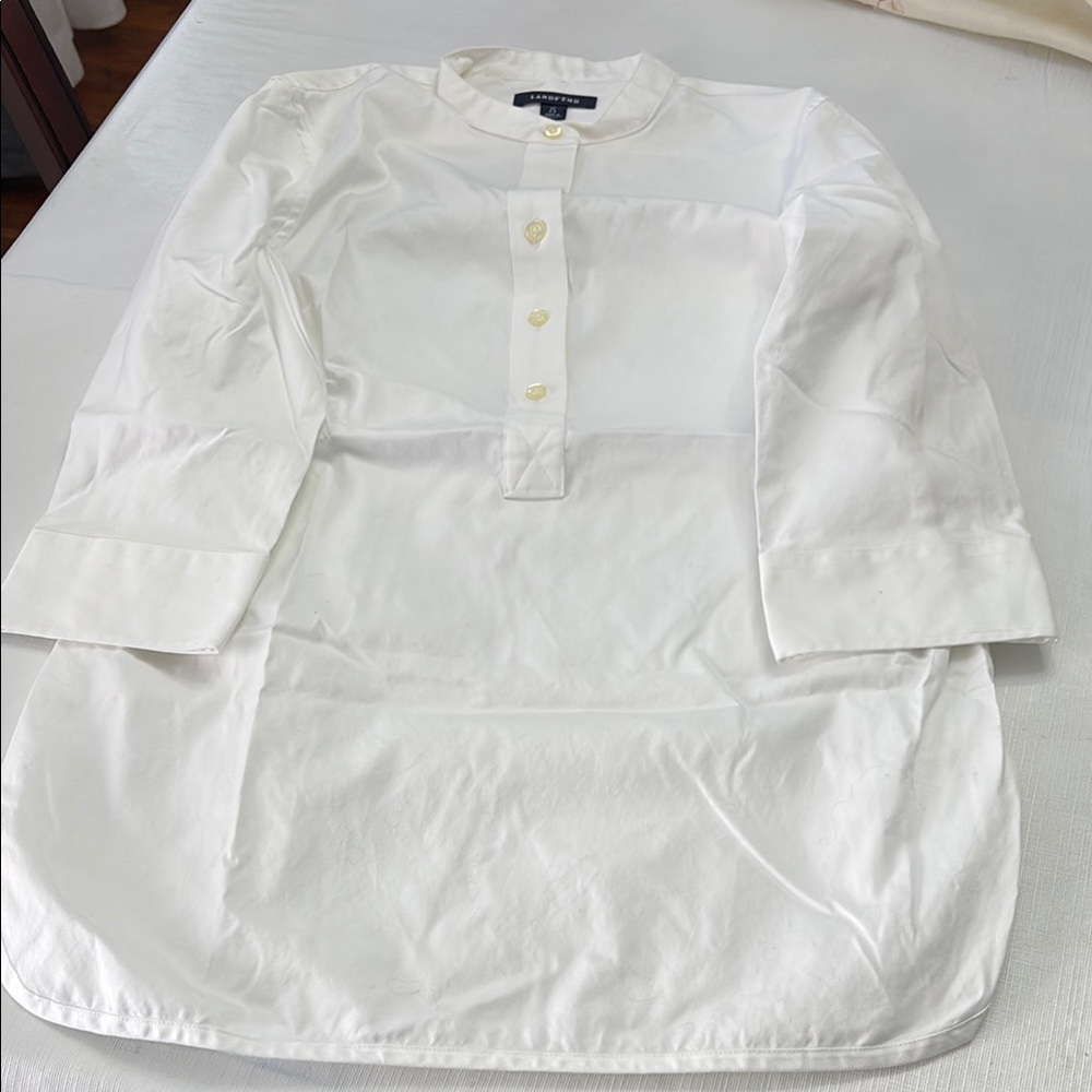LANDS’ END Women’s White Half Button-Up Shirt (long length) XS 2-4 Never Worn